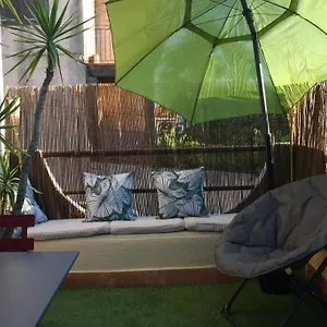 Climatise + Terrasse Appartement